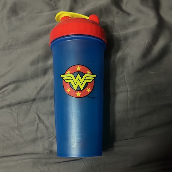 Performa Shaker Cups - Picture 3 of 3